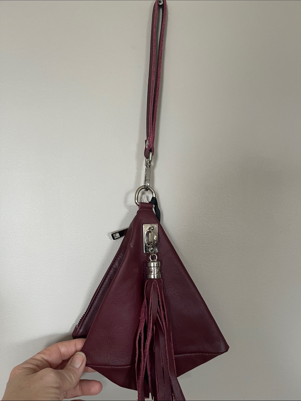 Laura Di Maggio Tassel Pyramid Wristlet Clutch in Rich Burgundy